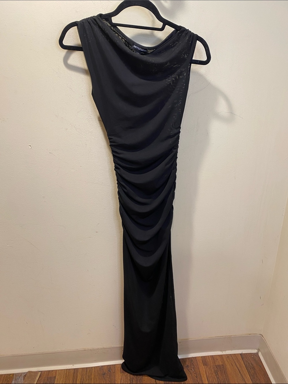 Pretty Little Thing Elegant Black Mesh  Ruched Evening Long Dress Sz 4